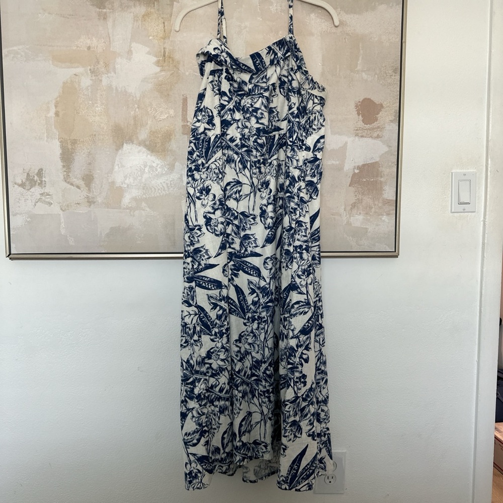 Floral Blue and White Maxi Dress